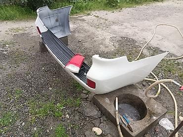 бампер 180: Бампер Toyota, Б/у — 2