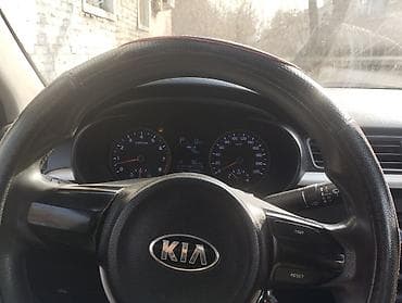 Транспорт: Kia Rio: 2017 г., 1.4 л, Автомат, Бензин, Седан — 6