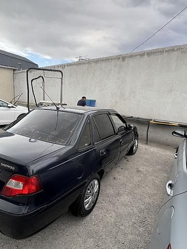 Унаа: Daewoo Nexia: 2009 г., 1.5 л, Кол менен иштөөчү, Бензин, Седан — 4