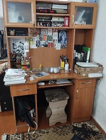 Столы: Компьютерный стол, С полками — 3