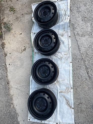 штамповый диски: Железные Диски R 16 Комплект, отверстий - 5 — 5