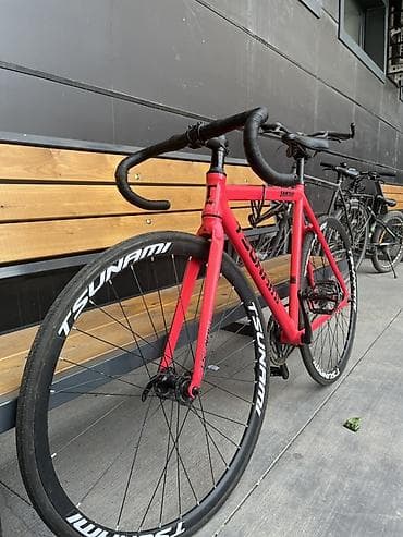 tsunami m: Шоссейный велосипед, Tsunami, Рама M (156 - 178 см) — 7