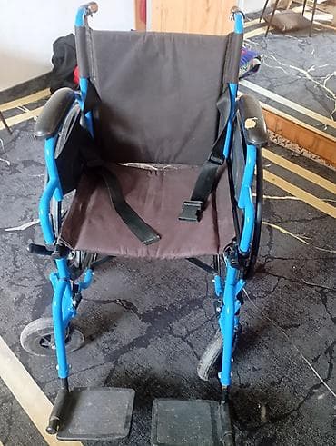 Медицинское оборудование: Инвалидная коляска с ручным приводом - Легкая складывающаяся рама из — 1