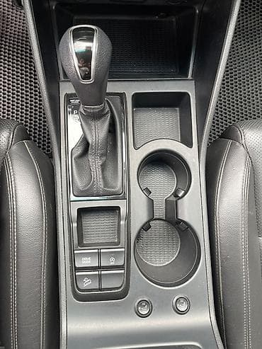 Транспорт: Hyundai Tucson: 2020 г., 2 л, Автомат, Дизель, Кроссовер — 10