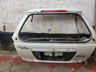 ниссан серена багажник: Крышка багажника Nissan, Оригинал — 1