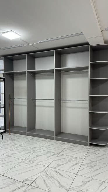 торговое оборудование для магазина одежды: Мебель в отличном состоянии — 2