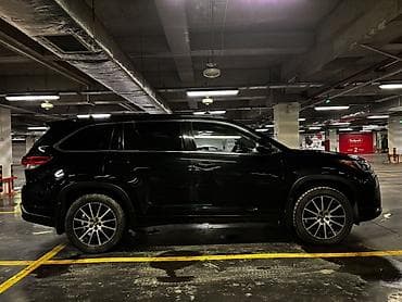 camry 2014: Toyota Highlander: 2017 г., 3.5 л, Автомат, Бензин, Кроссовер — 3