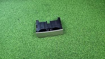 х5: 8 268 655 Е53 х5 Подстаканик Год 2003 В отличном состоянии, очень — 2