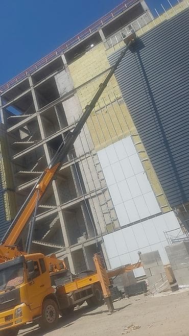 установка водостока: Сдаю автовышку, 36 м, Почасово — 2