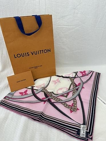 Оригинал! Новый! Шелковый платок Louis Vuitton - Материал: 100% шелк