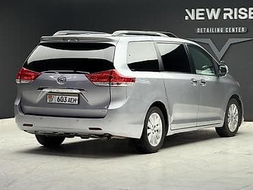 lada car: Toyota Sienna: 2013 г., 3.5 л, Автомат, Бензин, Минивэн — 5