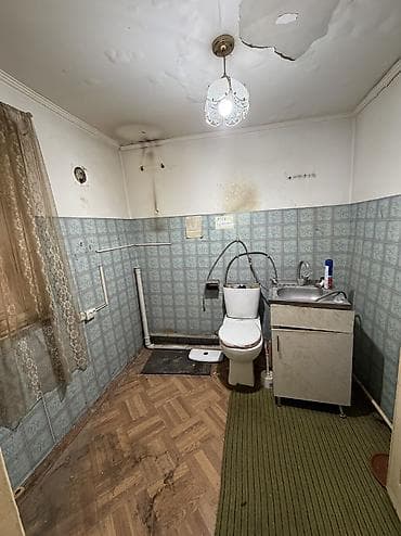 продаю дом дзержинского: Продам дом барачного типа по улице Жукеева-Пудовкина(район клиники — 8