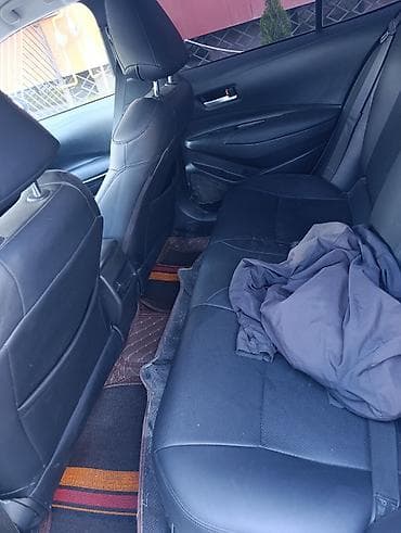 corolla 2004: Toyota Corolla: 2022 г., 1.8 л, Типтроник, Гибрид, Седан — 5