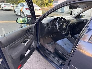 демио 1999: Volkswagen Golf: 1999 г., 1.8 л, Механика, Бензин, Хэтчбэк — 9