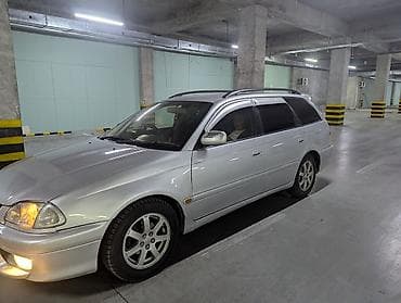 Toyota Caldina: 2001 г., 2 л, Автомат, Бензин, Универсал