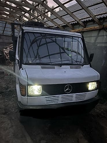 Легкий грузовик, Mercedes-Benz, Дубль, Б/у