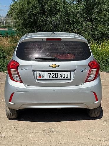 2017: Chevrolet Spark: 2017 г., 1 л, Автомат, Бензин, Хэтчбэк — 5