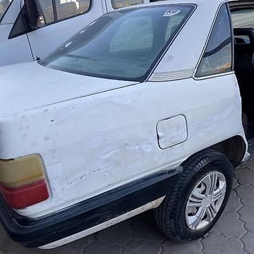 Audi: Audi 100: 1986 г., 1.8 л, Механика, Бензин, Седан — 4