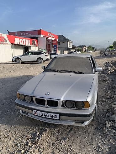 э 39: BMW 530: 1991 г., 2.8 л, Механика, Бензин, Седан — 2
