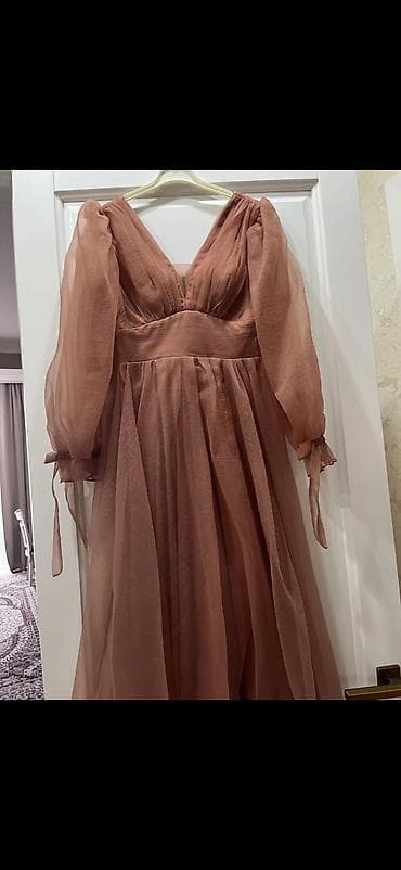 Вечернее платье, А-силуэт, Длинная модель, Шифон, С рукавами, M