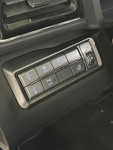 диски w213: Ssangyong Tivoli: 2022 г., 1.5 л, Автомат, Бензин, Кроссовер — 10