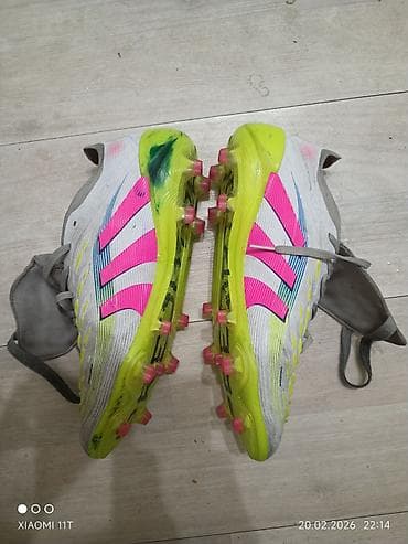 adidas женские: Элитные бутсы adidas Predator в самой яркой расцветке сезона. - — 4