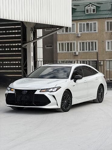Toyota Avalon: 2018 г., 2.5 л, Автомат, Гибрид, Седан