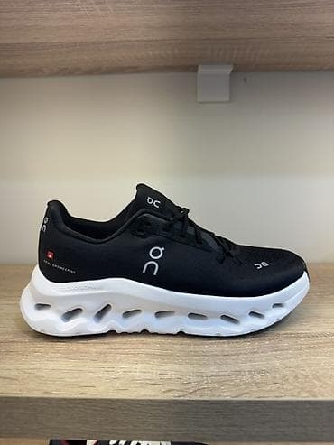 Мужские кроссовки, 40, 41, 42, Новый, цвет - Черный, Самовывоз