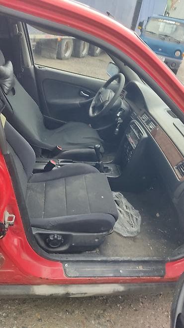 civic: Honda Civic: 1997 г., 1.4 л, Ручные, Бензин, Лифтбек — 6