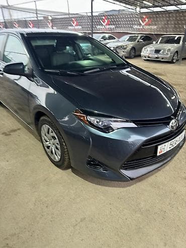Toyota Corolla: 2017 г., 1.8 л, Автомат, Бензин, Седан
