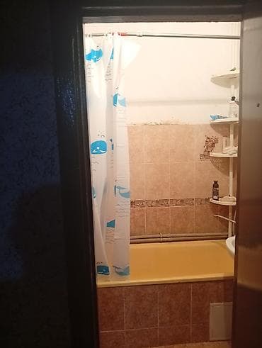 Сдаю комнату в двухкомнатной квартире с подселением. Все необходимое at lalafo.kg Сдаю комнату в двухкомнатной квартире с подселением. Все необходимое