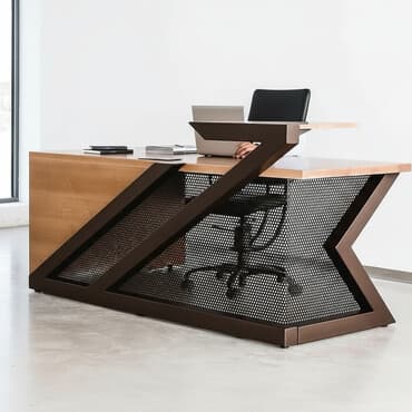 Письменный стол at lalafo.kg Письменный стол