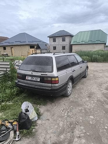 mazda 626 1990: Volkswagen Passat Variant: 1988 г., 1.8 л, Универсал — 5