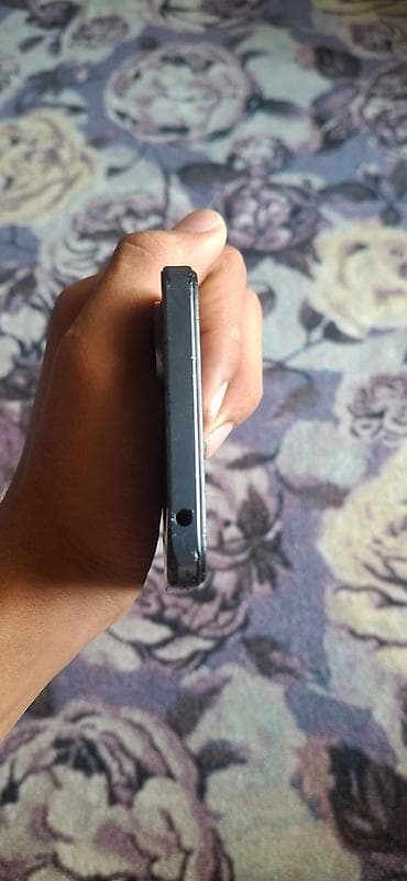 Redmi, Redmi 13C, Б/у, 256 ГБ, цвет - Черный, 2 SIM — 6
