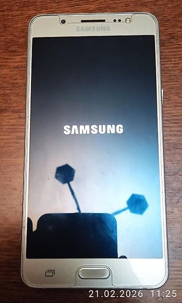 samsung frontier: Samsung Galaxy J5 2016, Б/у, 16 ГБ, цвет - Белый, 2 SIM — 1