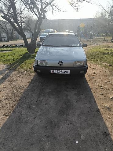 Продажа авто: Volkswagen Passat: 1988 г., Седан — 1