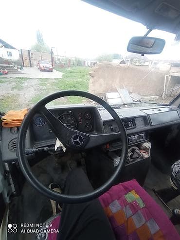 Продажа авто: Mercedes-Benz : 1991 г., 3 л, Механика, Дизель, Бус — 4
