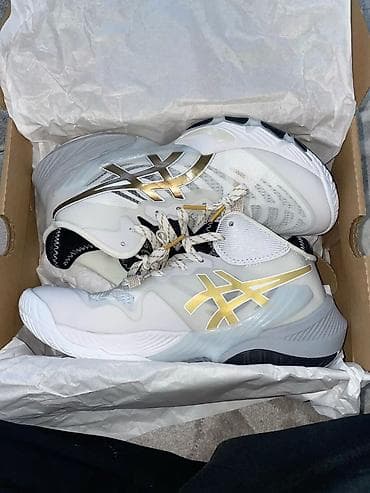 nike react: Спортивный комплект: 1) Кроссовки ASICS (баскетбольные/тренировочные) — 1