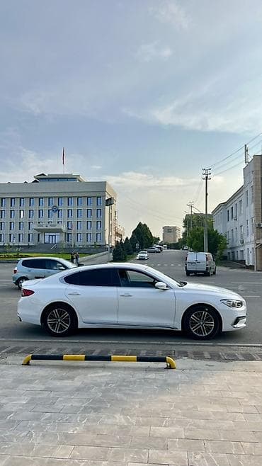 hyundai solaris i: Hyundai Grandeur: 2019 г., 3 л, Автомат, Газ, Седан — 4
