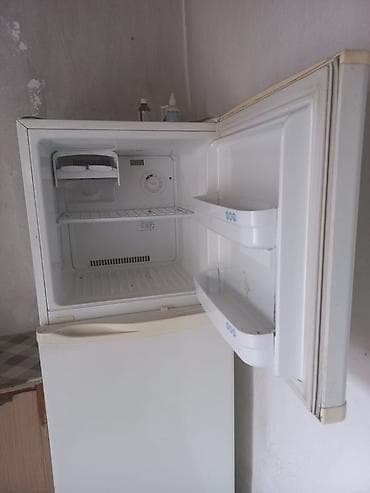 скупка витринных холодильников: Холодильник LG, Двухкамерный, No frost — 3