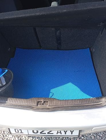 Volkswagen: Volkswagen Golf: 2001 г., 1.6 л, Механика, Бензин, Хэтчбэк — 8