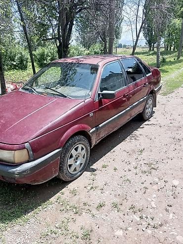 Транспорт: Volkswagen Passat: 1989 г., 1.8 л, Механика, Бензин — 4