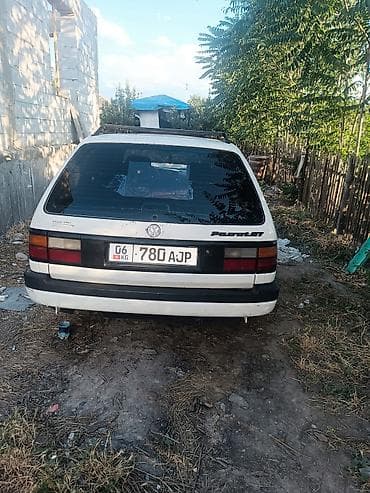 Унаа сатуу: Volkswagen Passat: 1990 г., Универсал — 3