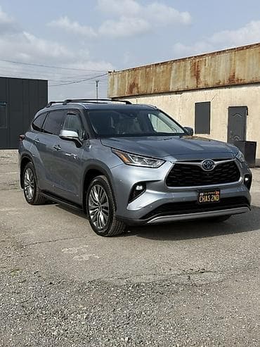 скутер вод: Toyota Highlander: 2021 г., 2.5 л, Автомат, Гибрид, Кроссовер — 2