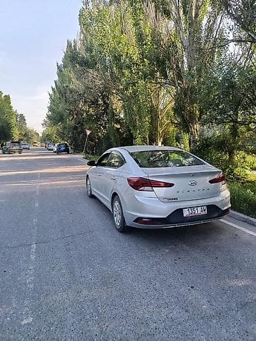 элантра 2019: Hyundai Elantra: 2019 г., Автомат, Седан — 2