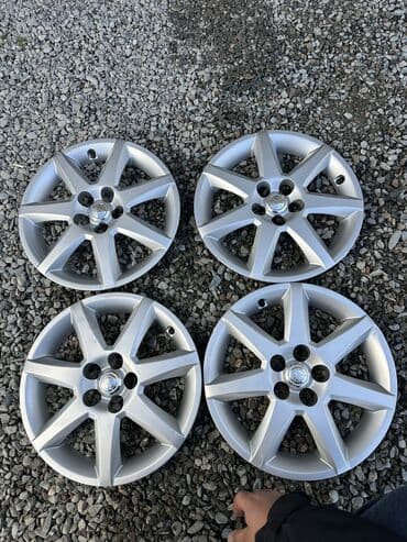 Колпаки R 16, Б/у, Комплект at lalafo.kg Колпаки R 16, Б/у, Комплект