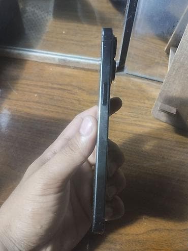 Техника и электроника: IPhone 15 Pro Max, Б/у, 256 ГБ, Графит, Зарядное устройство — 3