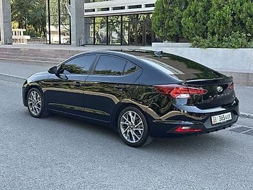 Продажа авто: Hyundai Avante: 2018 г., 1.6 л, Автомат, Бензин, Седан — 4