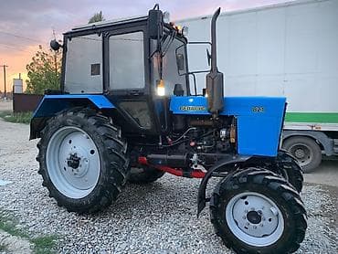 Унаа: Трактор Беларусь МТЗ-82.1 (4x4) - Полный привод, передний ведущий — 3