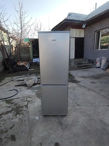 Холодильник Aqua, Б/у, Двухкамерный, De frost (капельный), 60 * 175 * 55